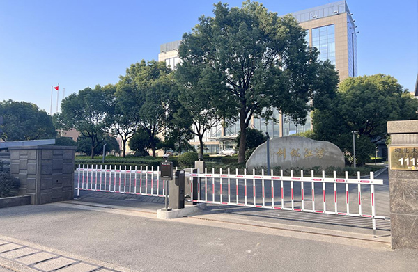 柵欄道閘，抓拍顯示一體機